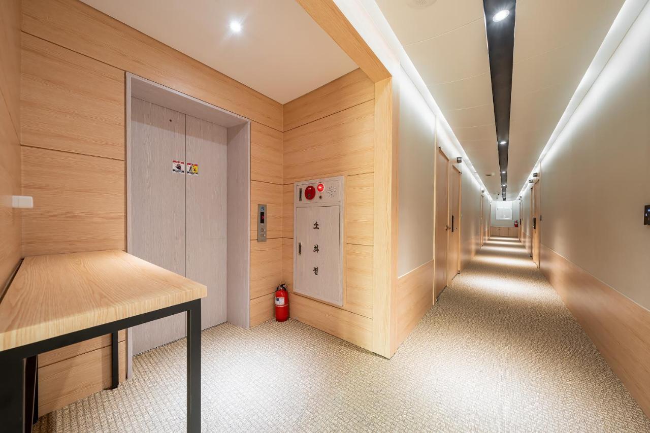 The Nox Hotel Suwon Exteriér fotografie